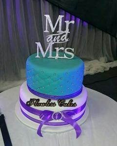 lilly - std wedding cake 2 tier 